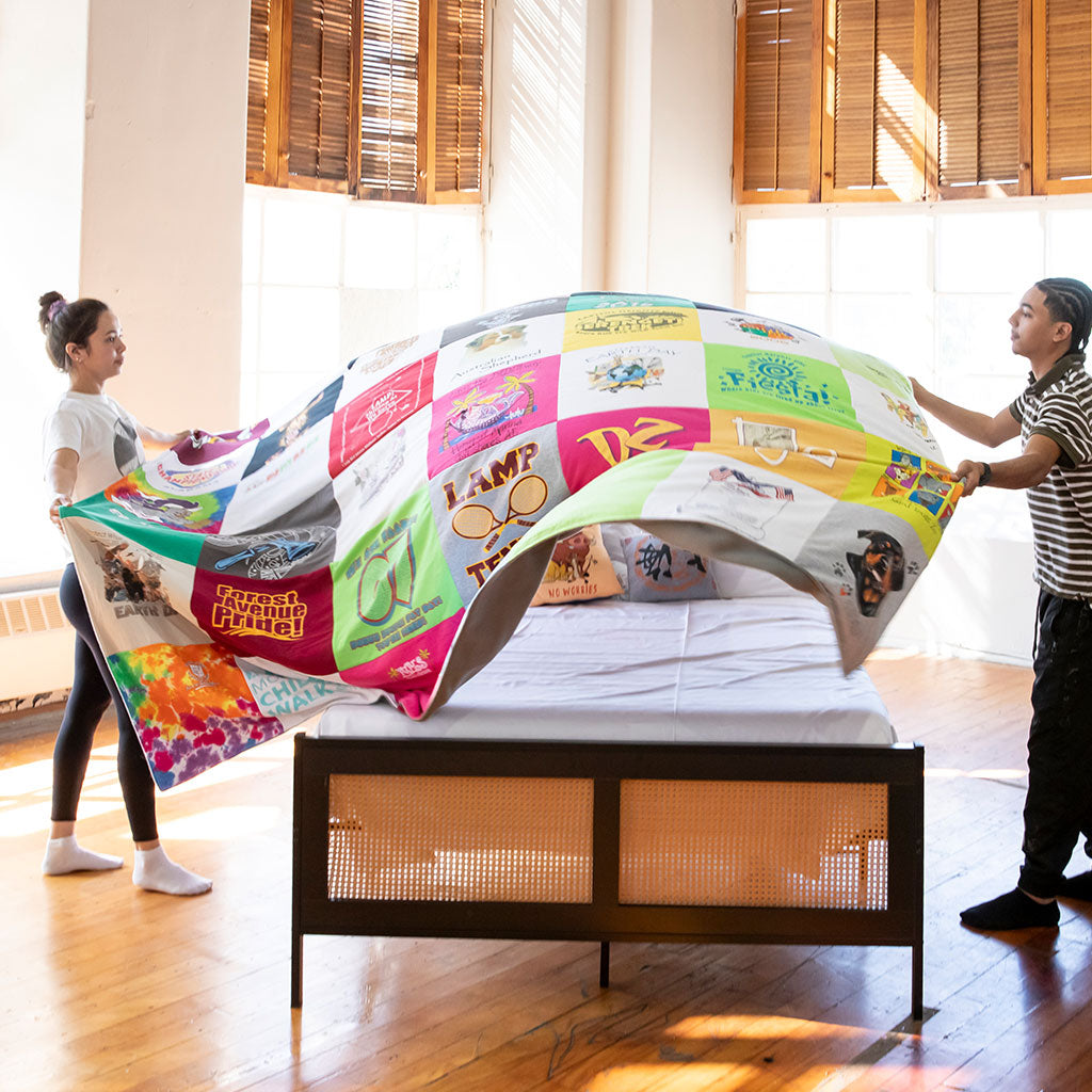 Why a T-Shirt Blanket Is the Perfect Way to Preserve Memories