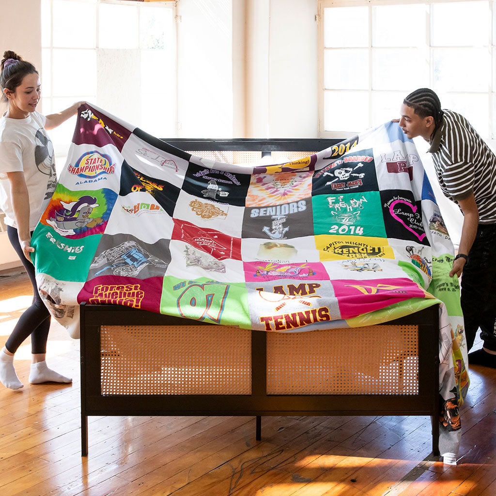 King T-Shirt Blanket